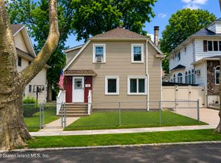 196 Prescott Ave, Staten Island, NY 10306