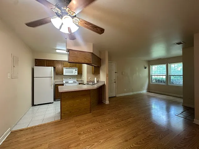 1403 E Wyndham Cir #106 — Photo 21