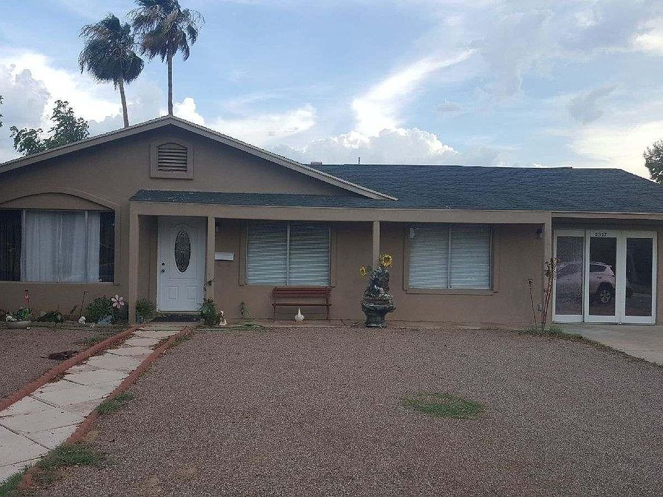 1st image of 2337 W SUNNYSIDE Drive