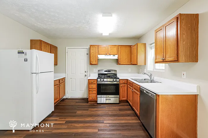 1350 Ambercrest Way — Photo 8