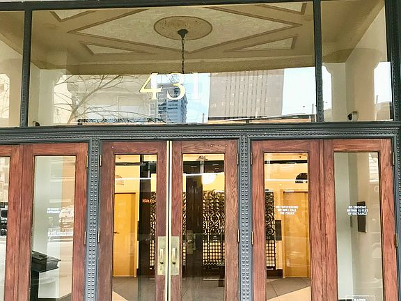 2nd image of 431 S Dearborn St #203-204