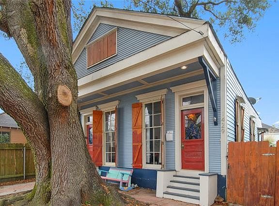 2nd image of 1429-31 Cambronne St