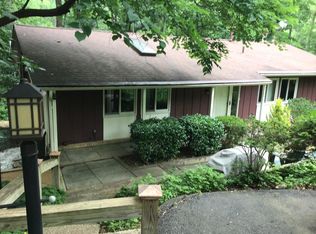 2500 Fauquier Ln, Reston, VA 20191