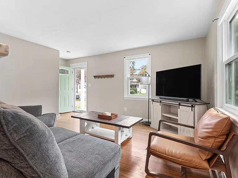 1325 Calla Ave — Photo 7