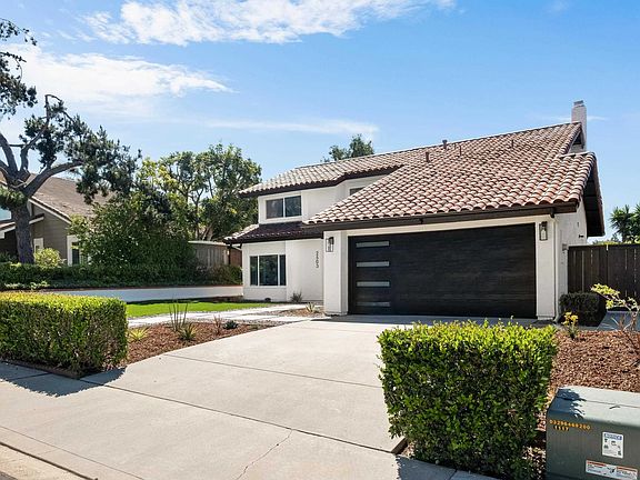 3rd image of 2503 La Macarena Ave