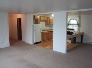 312 E Hanna St APT 1, Columbia City, IN