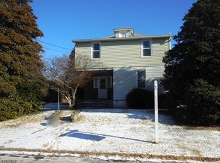 824 1st Ave, Phillipsburg, NJ 08865