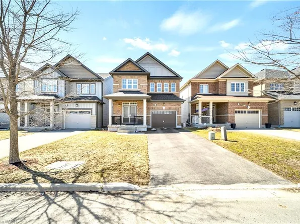 19 Findlay Way, Centre Wellington, ON N1M 0A4