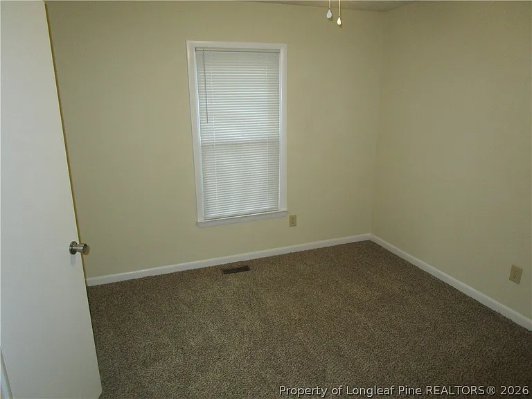 2122 Constitution Dr — Photo 8