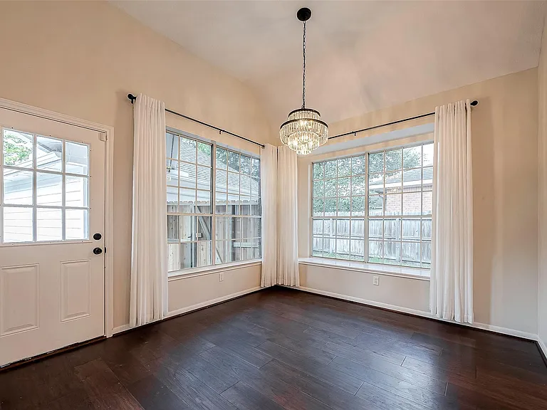 20819 Autumn Redwood Way — Photo 16