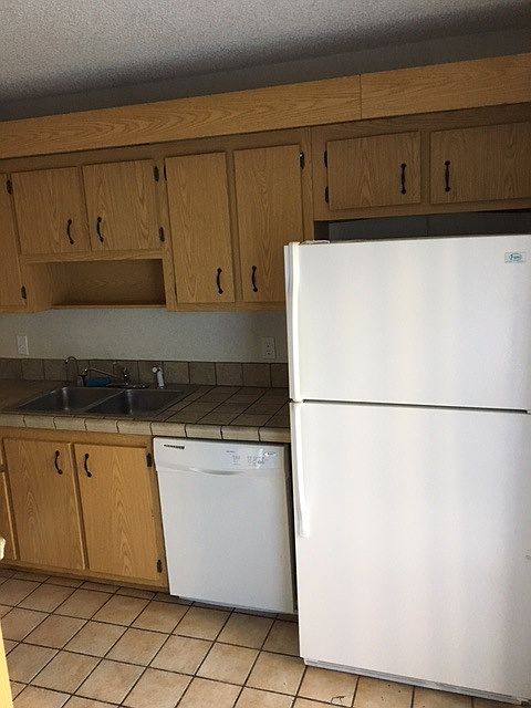 2nd image of 2418 Waterside Dr