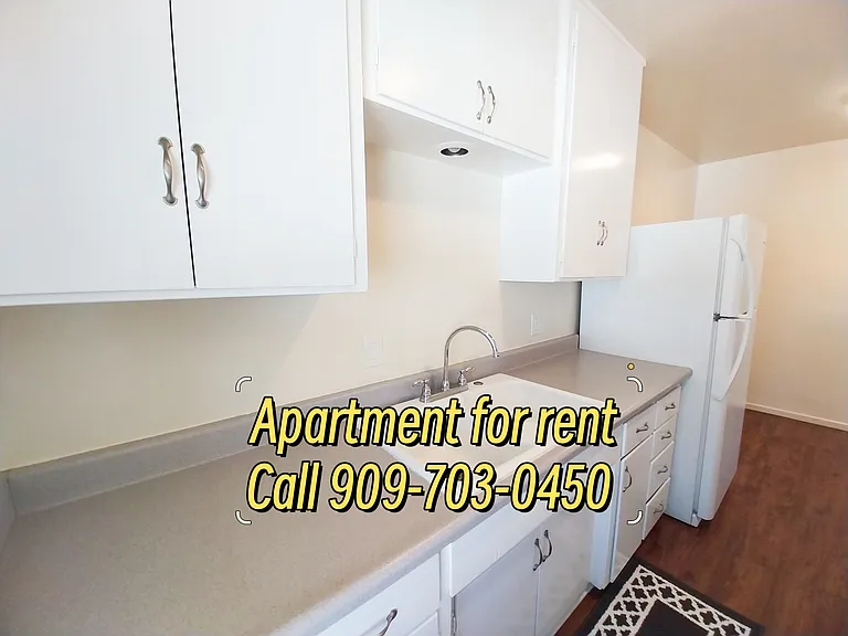 2993 N Garey Ave — Photo 24