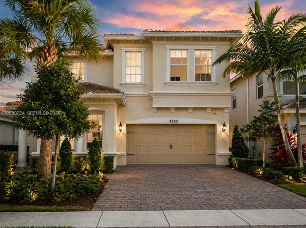 4352 Large Leaf Ln, Hollywood, FL 33021