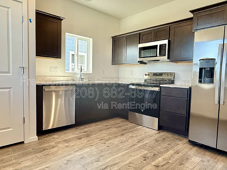 5102 E Norma Ave — Photo 5