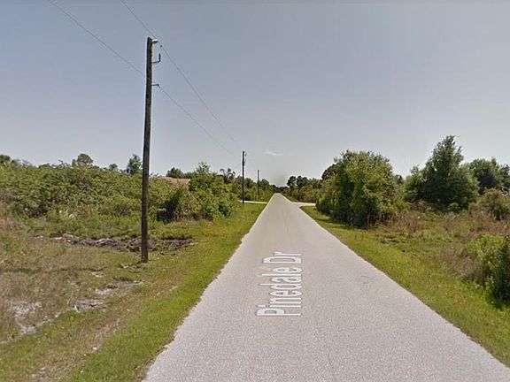 4th image of 7060 Pinedale Dr