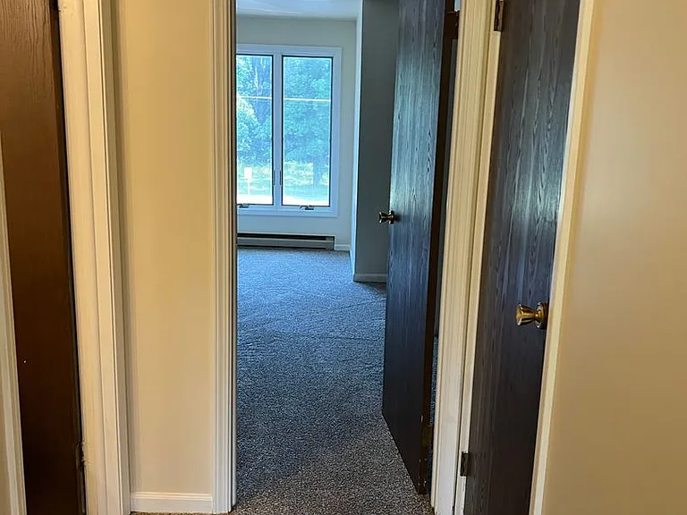 421 Davison Rd — Photo 3