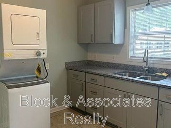 5th image of 522 E Nelson Ave