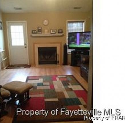 5th image of 121 Chapel Hill Dr