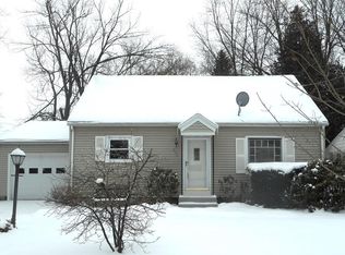 211 Chestnut Ridge Rd, Rochester, NY 14624