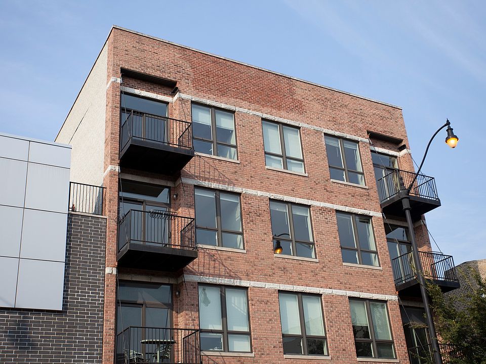 1st image of 3060 W Armitage Ave APT 401