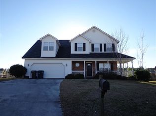 108 Baldwin Ct, Jacksonville, NC 28546