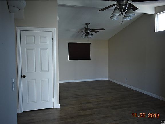3rd image of 9871 Harriet Ln