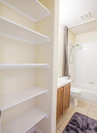 3rd image of 625 Arrowood Pl
