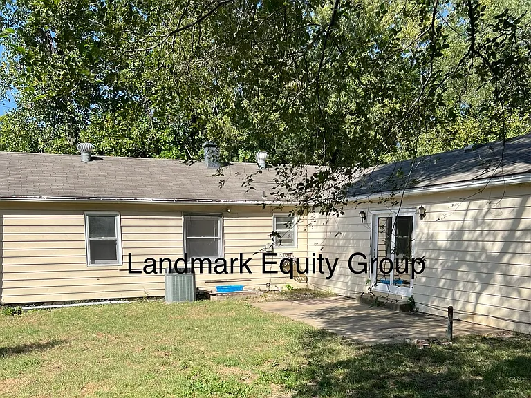 7405 Blue Ridge Blvd — Photo 16