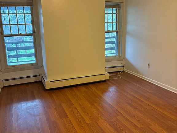 2nd image of 25 Fort Hill Ave APT 7