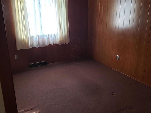 5th image of 197 S Napoleon Ave