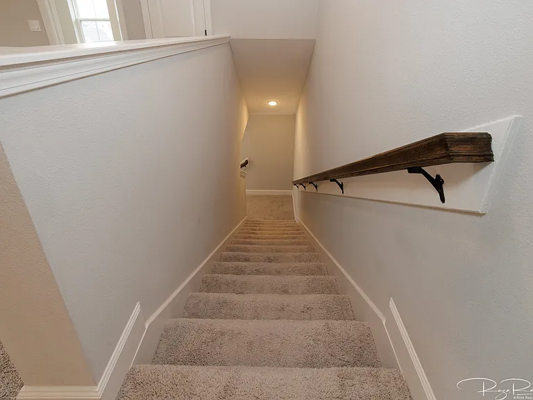 118 Andesite Trl — Photo 23