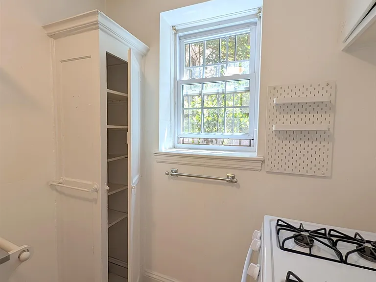 14 Ware St #2 — Photo 7