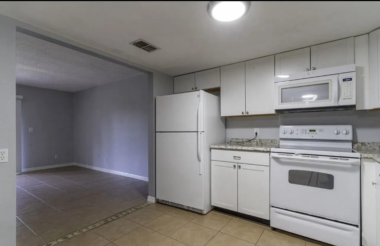 5541 Bay Blvd — Photo 3