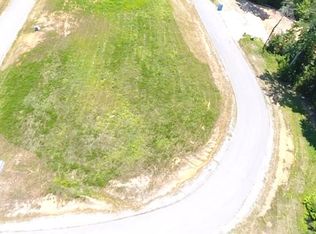 257 Prestige Rdg, La Follette, TN 37766