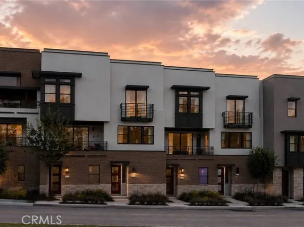 12826 Philadelphia St #4, Whittier, CA 90601