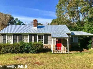 323 Pineview Ln W, Mobile, AL 36608