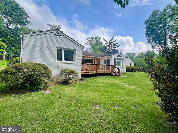2nd image of 1116 Morningside Ln