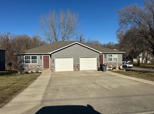 2827 County Line Rd #2827, Saint Joseph, MO 64506