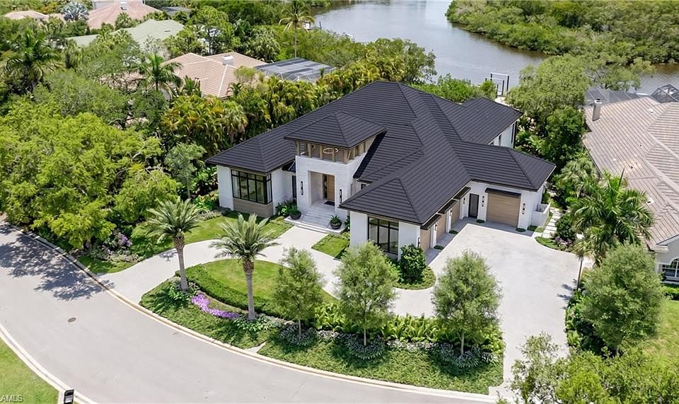 1st image of 27311 Oak Knoll DR