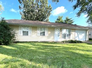 2711 Carrelton Dr, Champaign, IL