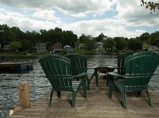 203 Sunset Dr, Charlton, MA 01507