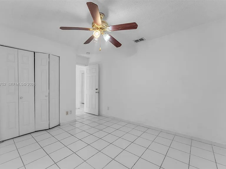 768 SW 9th St — Photo 16
