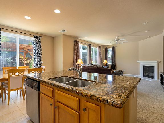 5th image of 3796 W River Dr