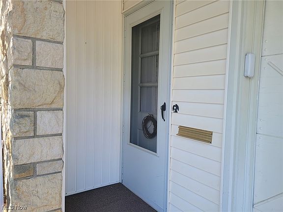 5th image of 863 Campbell Cir NE