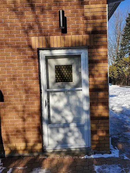 2 bed, $2,000 — Photo 3