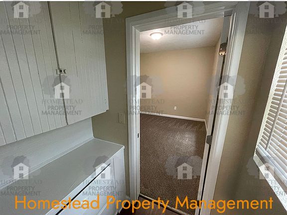 4th image of 212 219 1/2 Monmouth Ave S
