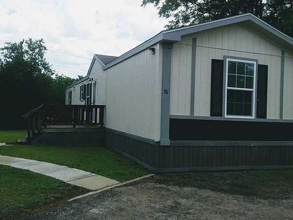 3rd image of 13631 Grovetree Ln