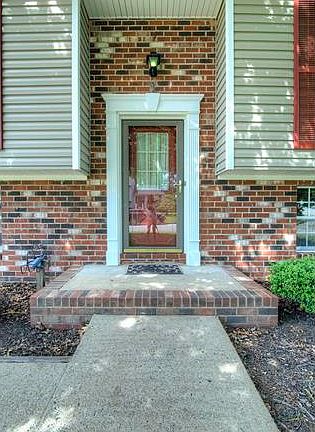 4th image of 4616 Halleys Cir