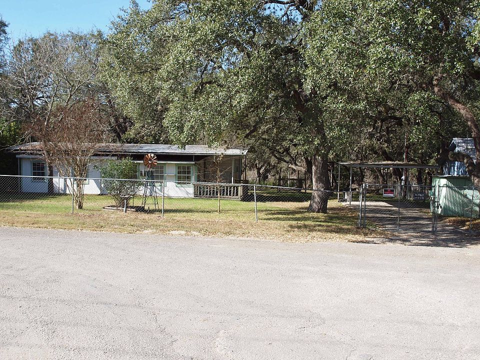 Front View from Tom Creek Ln.