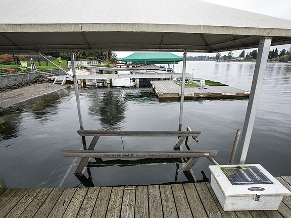 5th image of 1502 E Lakeshore Dr